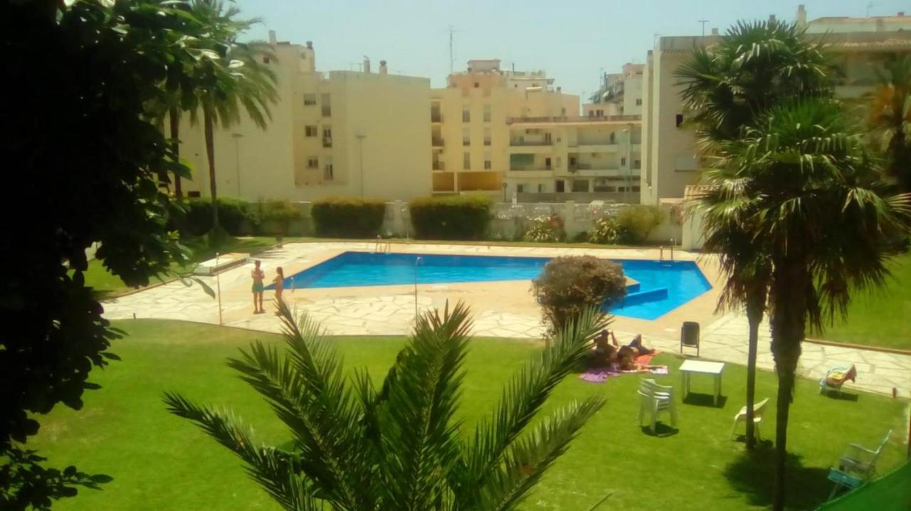 Luminoso Apartamento Playa Torrecilla. Con Piscina Nerja Exterior photo
